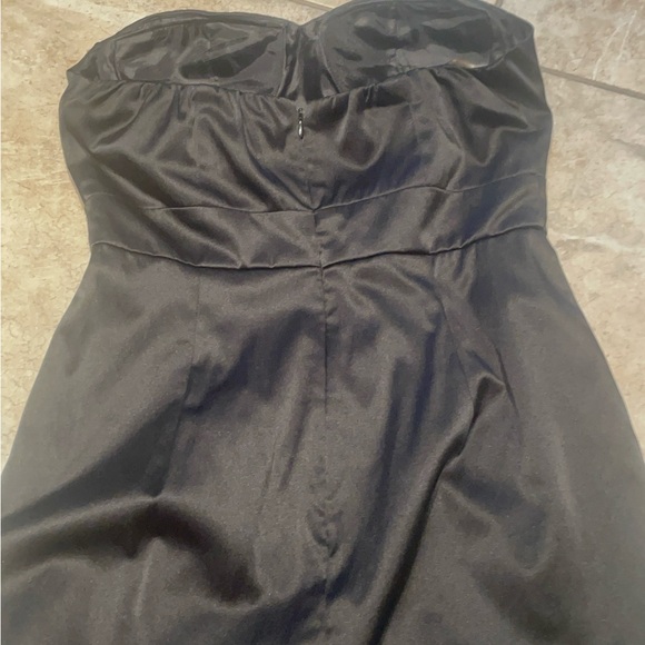 Women's black strapless mini dress. Size Medium. - Picture 6 of 7